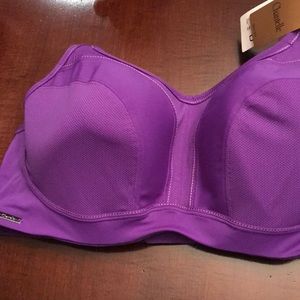Chantelle Sports Bra. High impact
